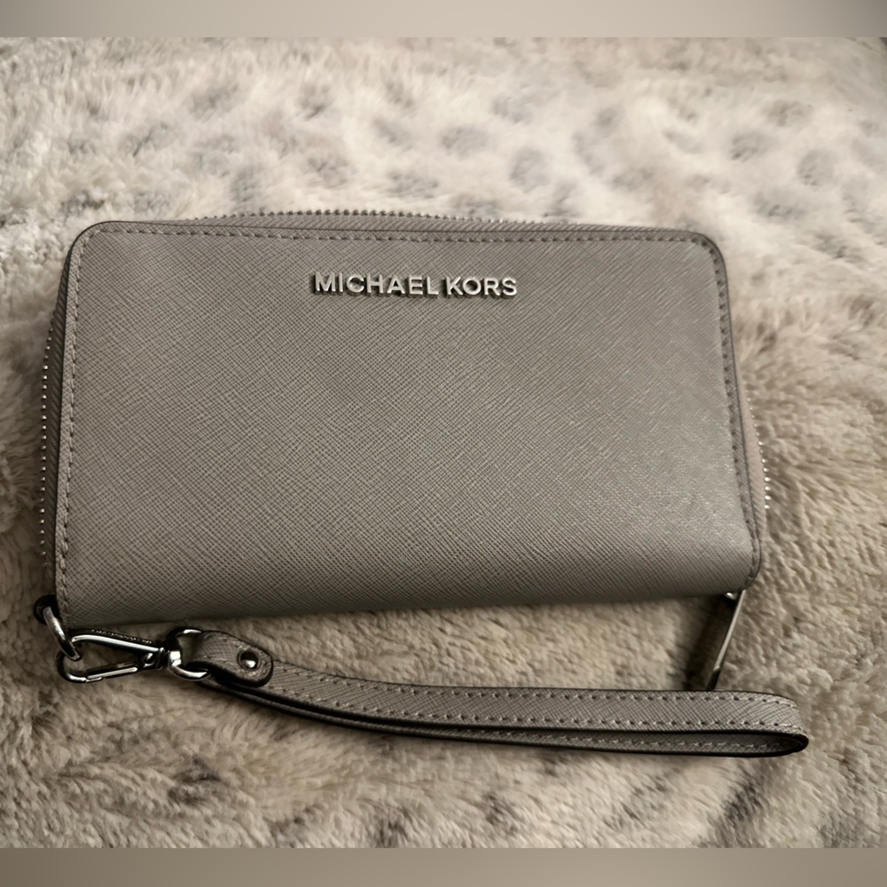 Michael Kors Wristlet
